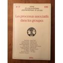 Les processus associatifs dans les groupes