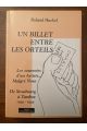 Un billet entre les orteils